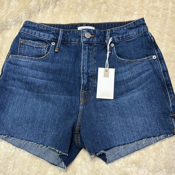 Good American Pants - Good American high waisted cut-off shorts
